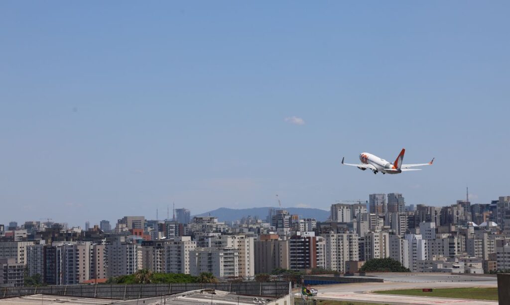 Anac exige apoio em solo antes de liberar slots para aviação geral em Congonhas
