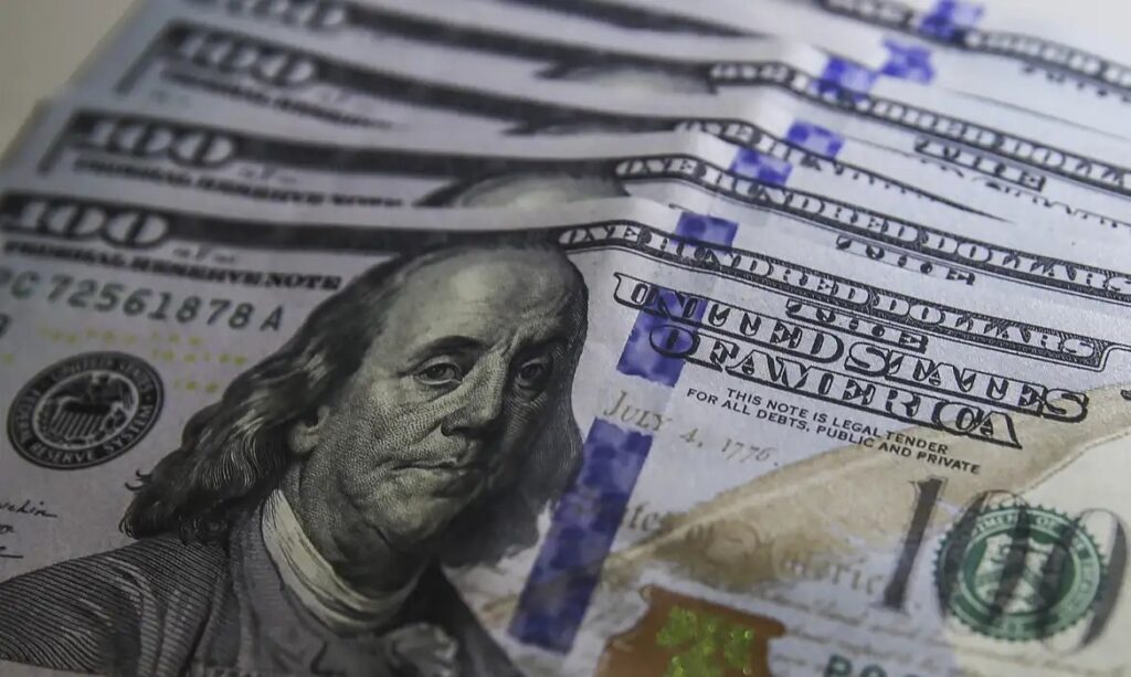Cotação do dólar: moeda fecha a R$ 5,019 em 20 de outubro