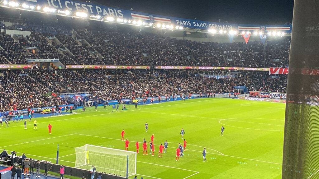PSG x Barcelona: jogo da Champions teve seis gols