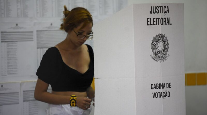 Segundo turno das eleições será em 25 de outubro