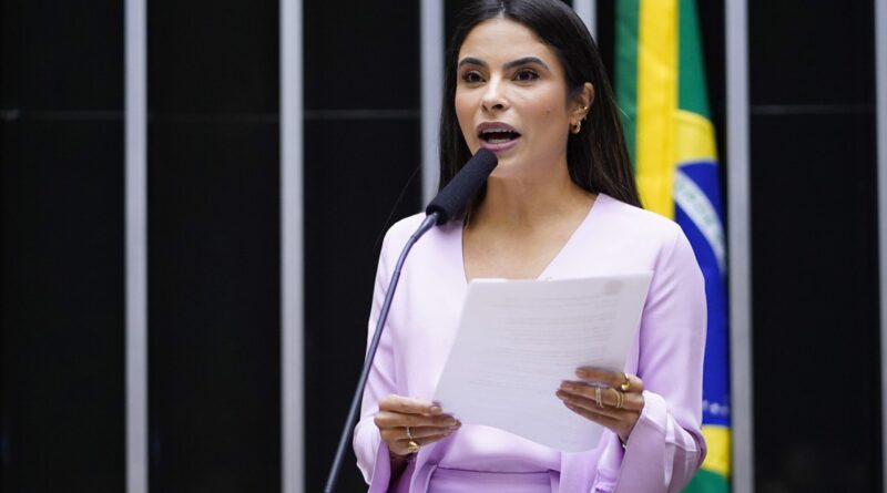 Yandra Barreto Ferreira