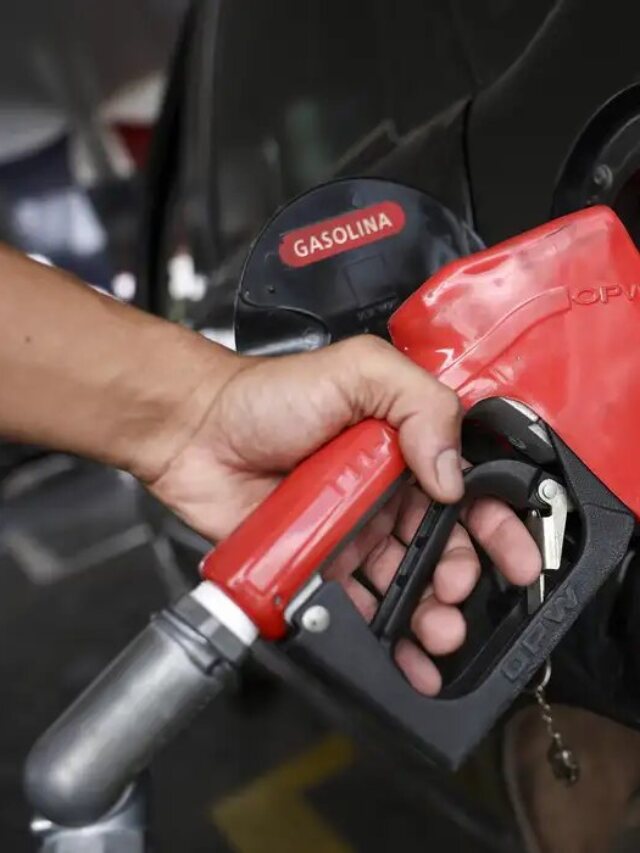 ANP multa distribuidoras em mais de R$ 700 milhões