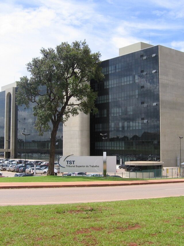 TST decide que greve dos Correios não é abusiva